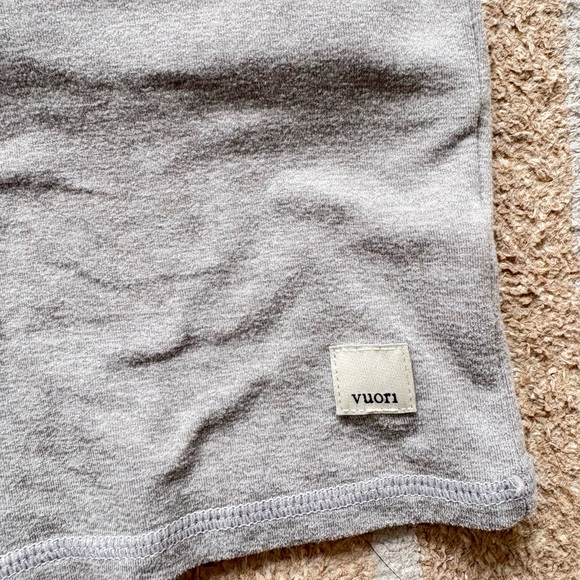 Vuori Short Sleeve Halo Scoop Cropped Tee XS - Picture 2 of 4